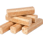 Palette mit Pressholzstämmen – 112 Säcke (Butagaz)